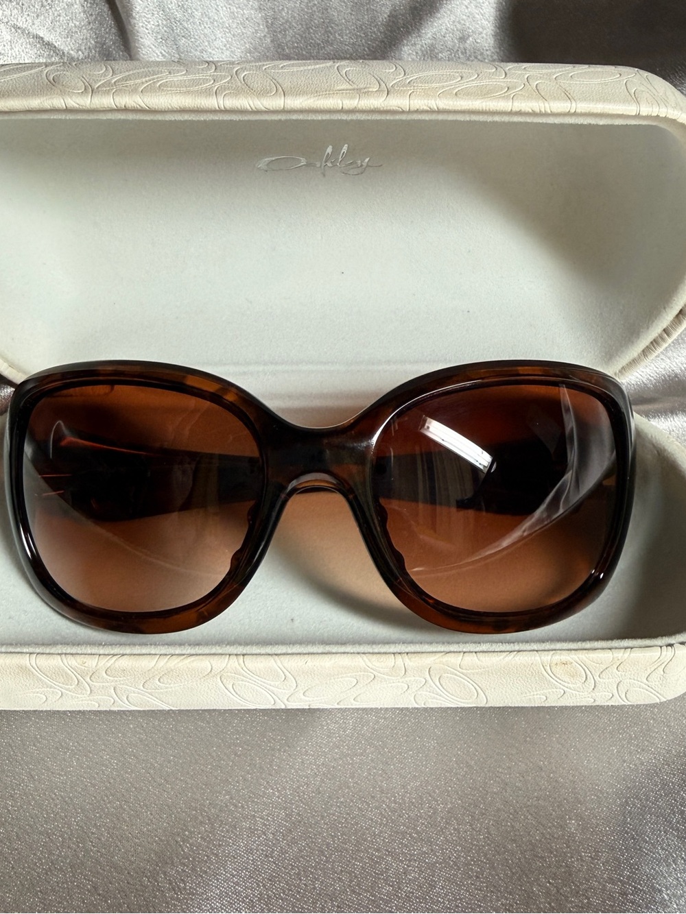 Oakley NECESSITY WOMEN'S 009122-03 Sunglasses Polarized Lenses 60▪️18 with/Case